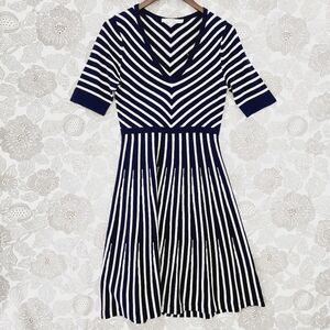 Boden Midi Sweater Dress Wool Blend Fit & Flare Striped Women's 6 V neck